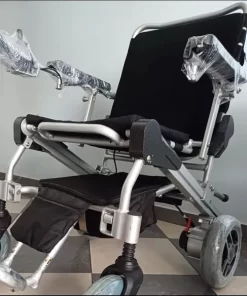 Cadeira de rodas elétrica motorizada Divinita Usada