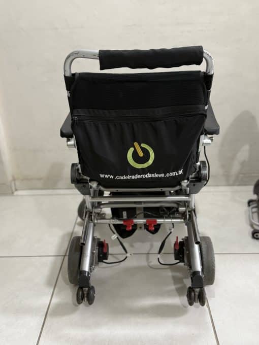 Cadeira de rodas elétrica motorizada Divinita Usada - Imagem 2